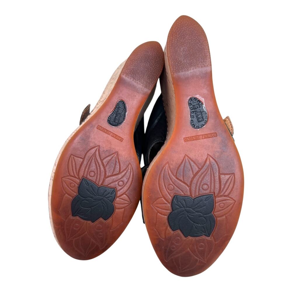Born Leather Wedge Sandal Cork Platform Cross Strap & Buckle in Black Womens 9M - Picture 12 of 13